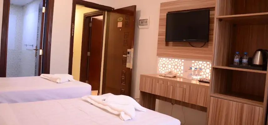 Artal Taibah Hotel image